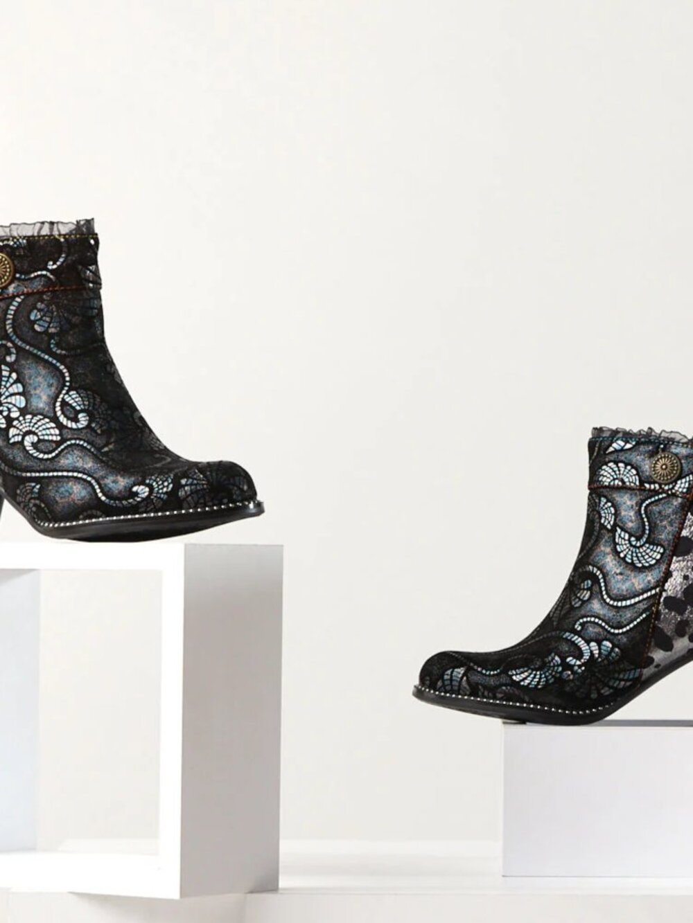 L'Artiste  Dessa Bootie EU 37 / USA 6.5-7 - Black Multi - Picture 15 of 15
